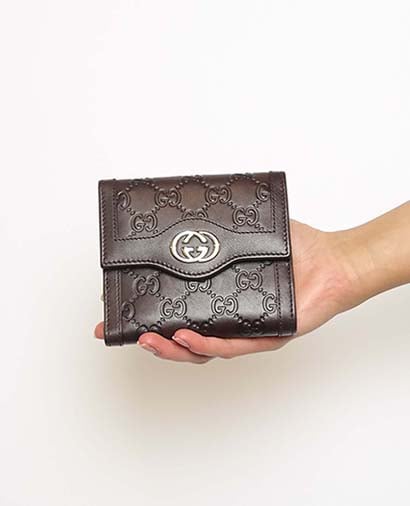 Gucci, front view